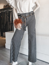 Load image into Gallery viewer, PINSTRIPE FLARE JEANS
