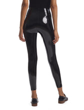 Load image into Gallery viewer, 7/8 FAUX PATENT LEATHER LEGGING
